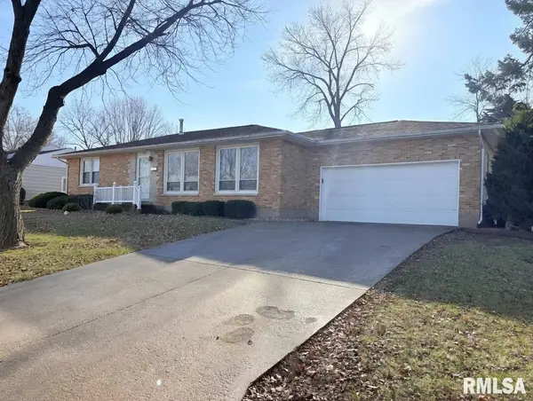 3302 Lindell AVE, Quincy, IL 62301