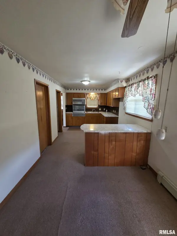 112 S MARSHALL CT, Clayton, IL 62324