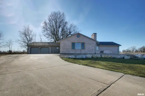 3700 HARRISON CT, Quincy, IL 62305