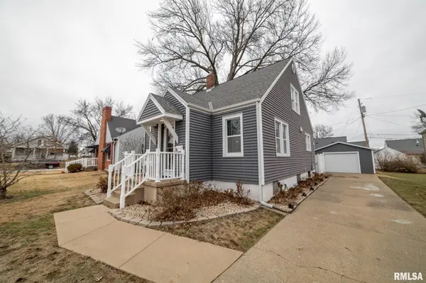 730 KENWOOD AVE, Quincy, IL 62301