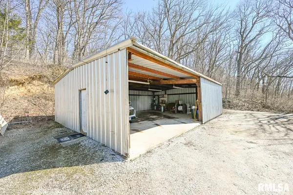 2552 E 543rd LN, Ursa, IL 62376