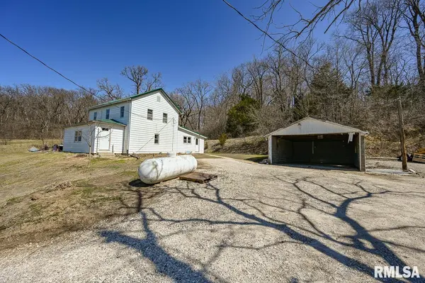 2552 E 543rd LN,  Ursa,  IL 62376