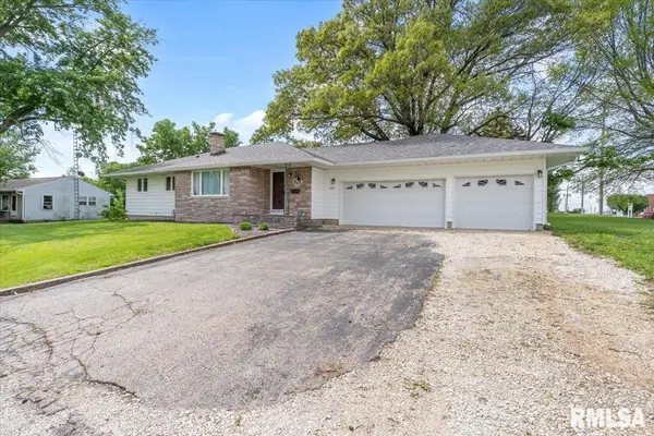 1497 Passavant DR, Jacksonville, IL 62650