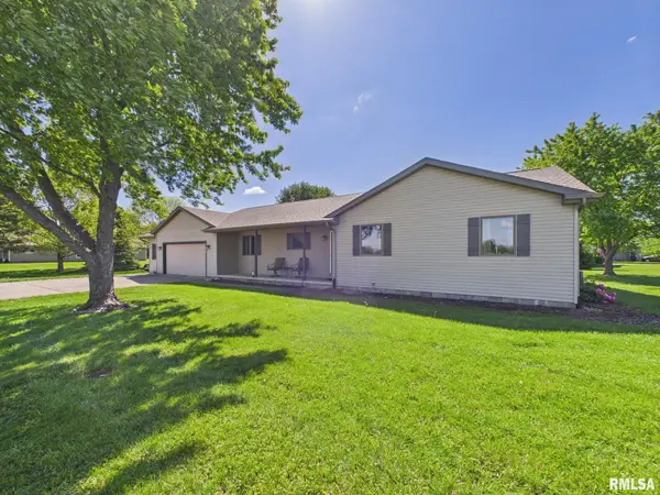 23451 Grist Mill LN, Athens, IL 62613