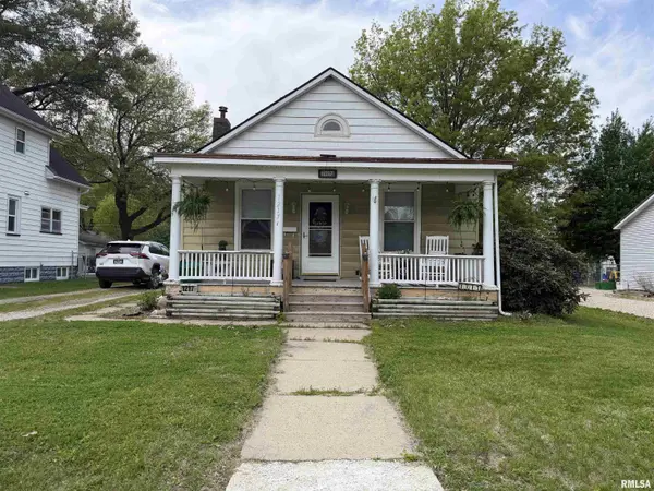 1217 S GARFIELD AVE, Burlington, IA 52601