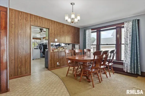 303 W 2ND ST, Assumption, IL 62510