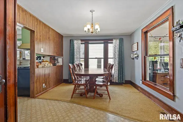 303 W 2ND ST, Assumption, IL 62510