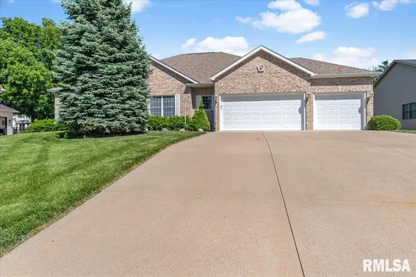 114 HEATHERSTONE DR, Chatham, IL 62629