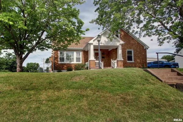 918 S 18TH ST, Quincy, IL 62301