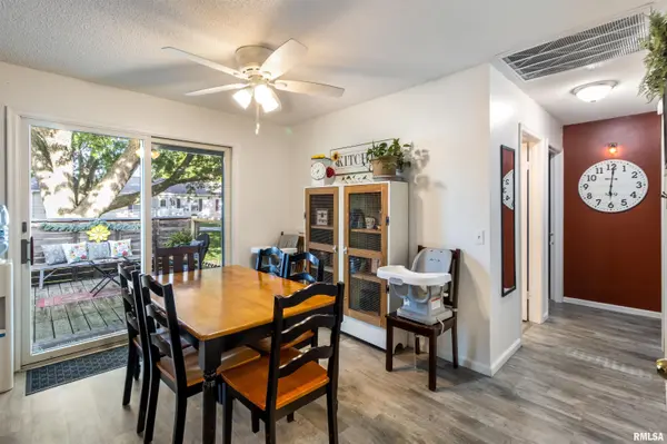 302 S EAST ST, Abingdon, IL 61410