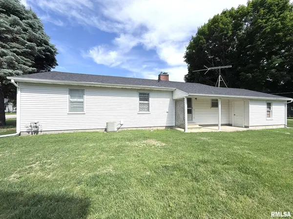 410 S Irvine ST, Kirkwood, IL 61447