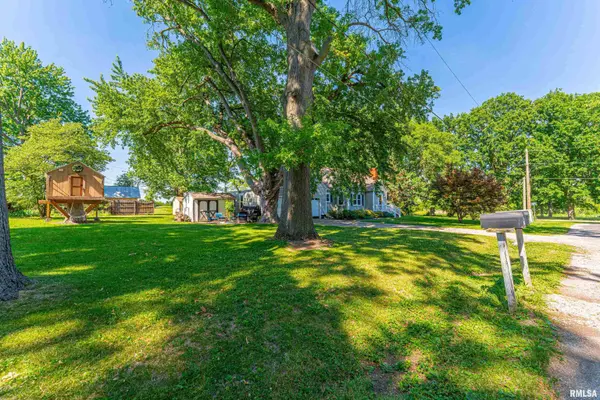 101 Lanterman ST, Elkhart, IL 62634
