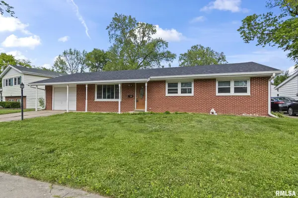 16 DELMAR DR, Springfield, IL 62703-0000