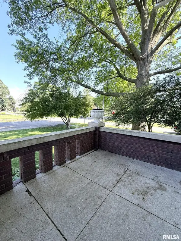 301 N MAIN ST, Alexis, IL 61412
