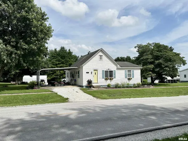 200 STATE ST, Concord, IL 62631