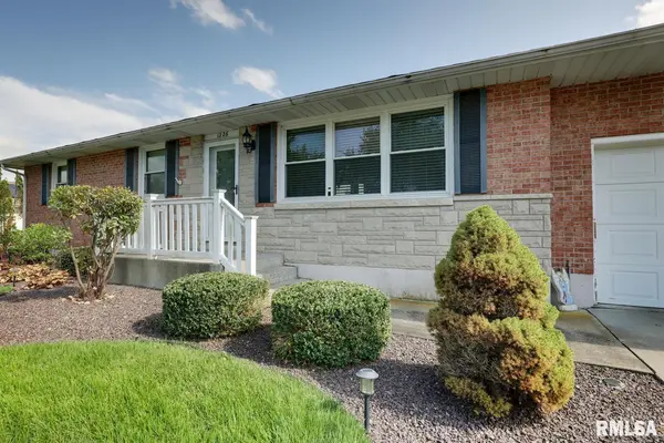 1226 Saint Charles DR,  Quincy,  IL 62305