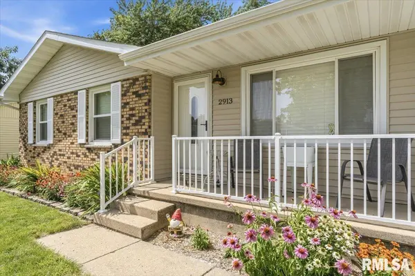2913 SELKIRK RD, Springfield, IL 62702