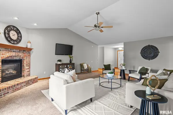 521 PLEASANT CT, Chatham, IL 62629