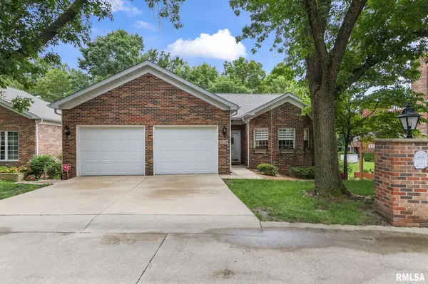 2120 Timbercrest CT, Springfield, IL 62702-0000