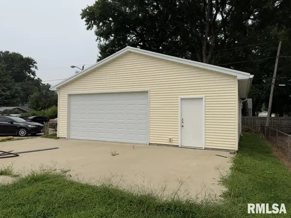 2133 E North Grand AVE, Springfield, IL 62702
