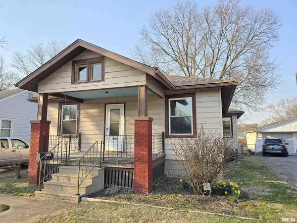 2125 WOODLAWN AVE, Granite City, IL 62040