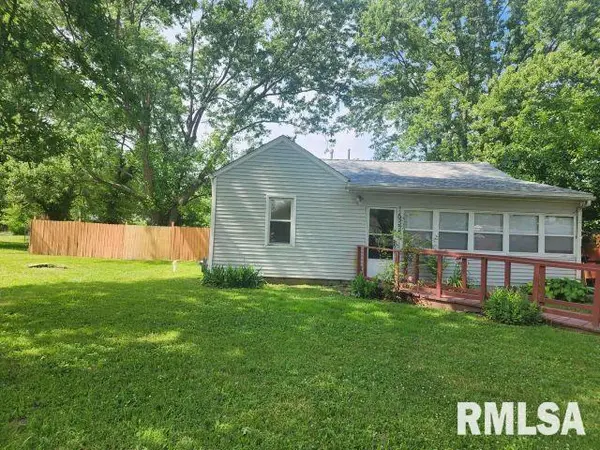 632 E Searing ST, Carbondale, IL 62901