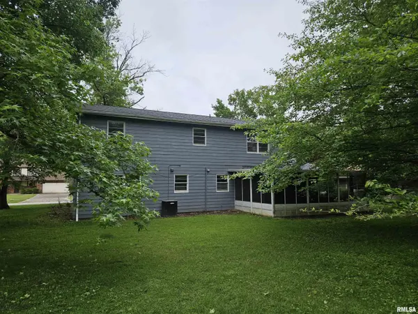 2908 W KENT DR, Carbondale, IL 62901