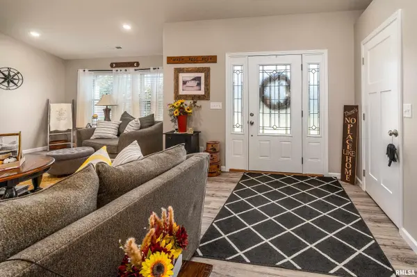 1806 Mulligan Drive Court, Marion, IL 62959
