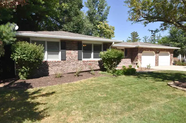 8712 N EAST CT, Peoria, IL 61615