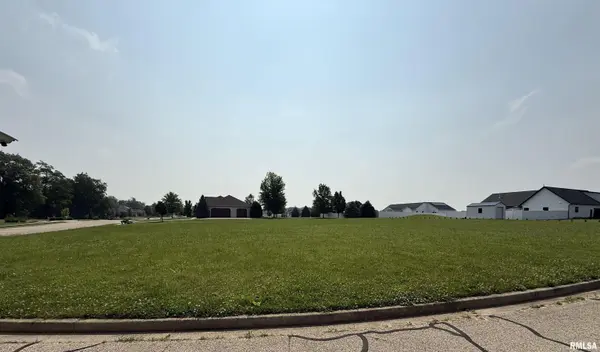 305 APACHE WAY, Groveland, IL 61535