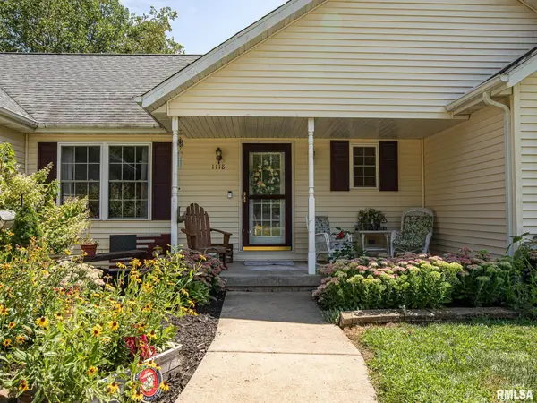 1118 N COUNTRY LN, Peoria, IL 61604