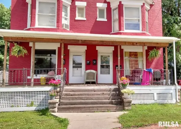 227 W PINE ST, Canton, IL 61520