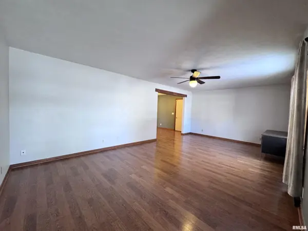 208 Jana RD, Macomb, IL 61455