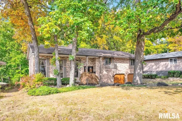 3413 W CAPITOL DR, Peoria, IL 61614