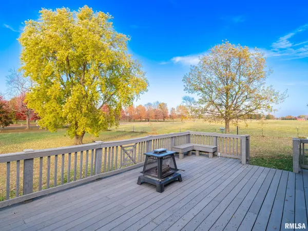 15085 WOODROW RD, Green Valley, IL 61534