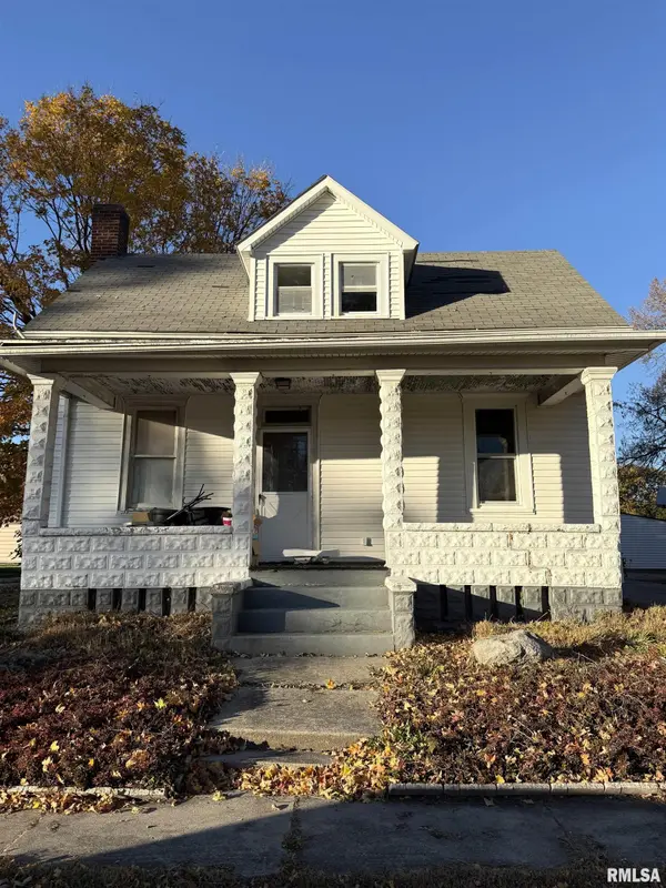 307 E SOUTH ST, Astoria, IL 61501