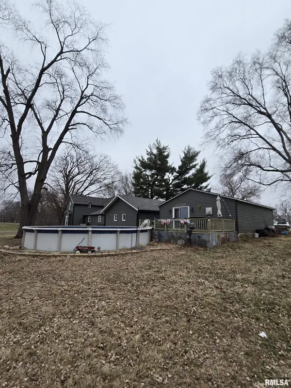 1025 NE DEPOT ST, Gilson, IL 61436