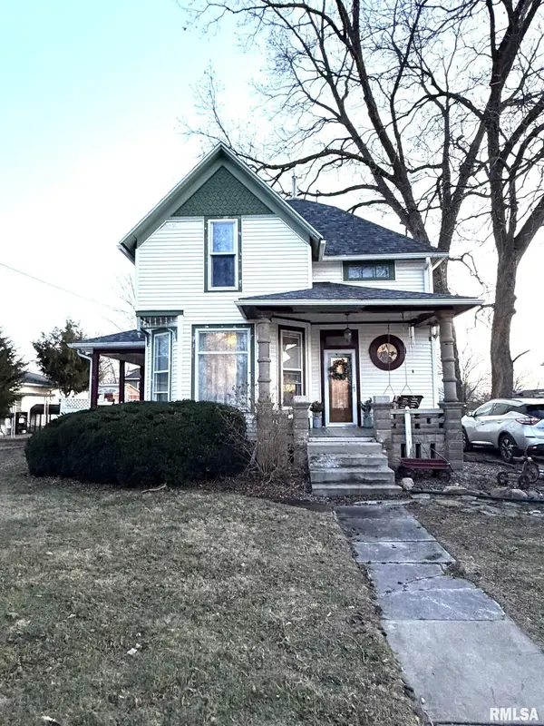 314 E BROADWAY ST, Astoria, IL 61501