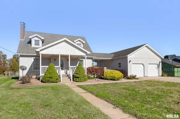 104 E LOCUST ST, Galatia, IL 62935