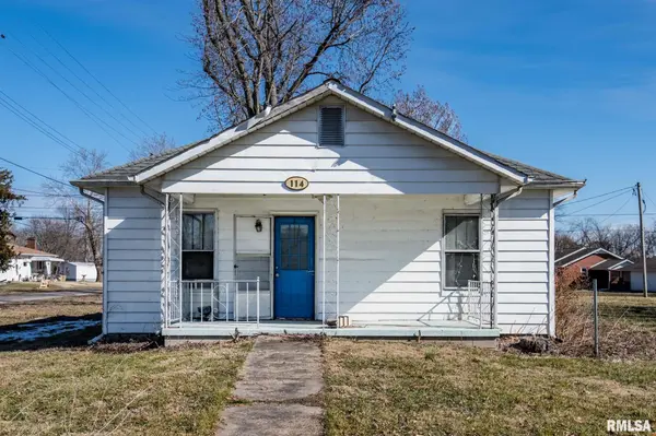 114 N WEST ST, Elkville, IL 62932