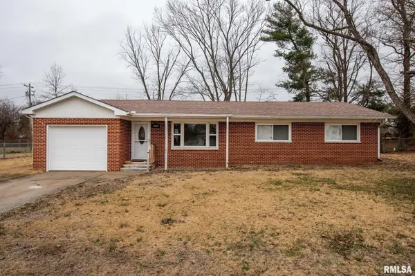 1500 E Gary DR,  Carbondale,  IL 62902