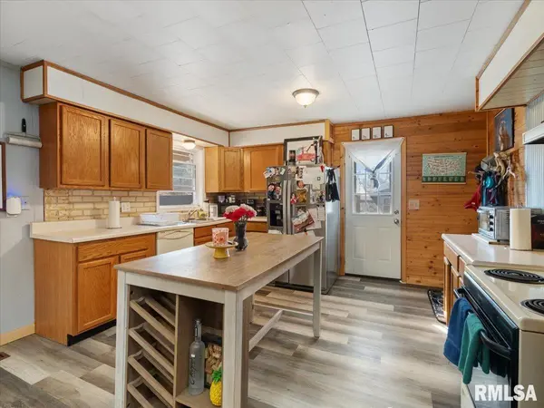 336 N MILLER ST, Carrier Mills, IL 62917
