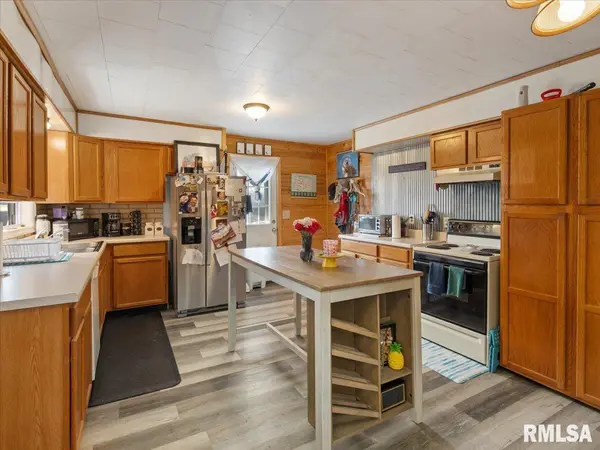 336 N MILLER ST, Carrier Mills, IL 62917