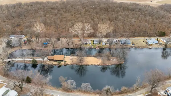 12245 SUNSET DR, Manito, IL 61546