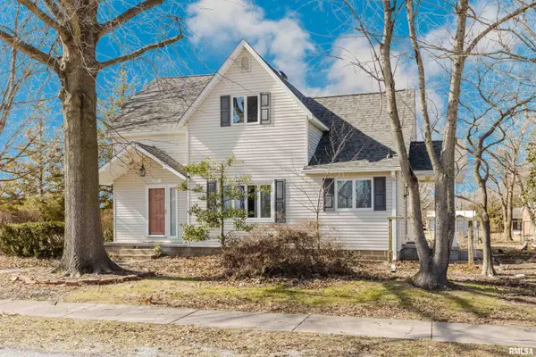 217 S JACKSON ST, Hurst, IL 62949