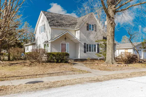 217 S JACKSON ST, Hurst, IL 62949