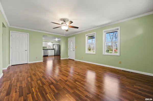 319 N HARRISON ST, Bartonville, IL 61607