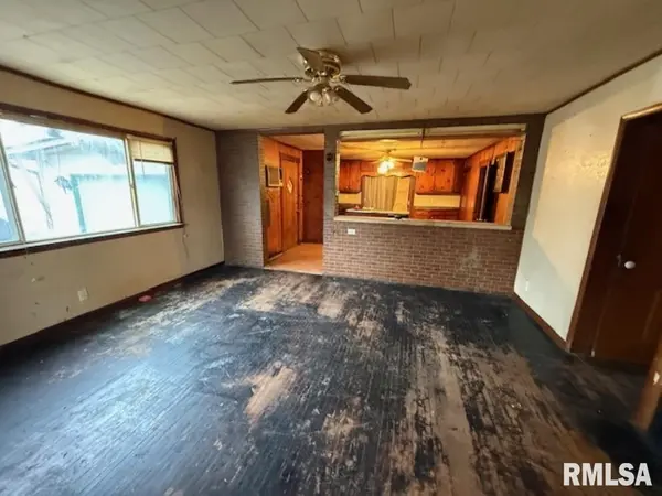 1306 LAKE ST, Kewanee, IL 61443