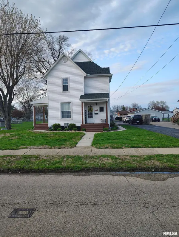 1255 E CHESTNUT ST, Canton, IL 61520