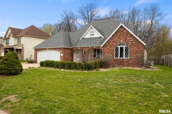 133 CRACKLEWOOD LN, East Peoria, IL 61611
